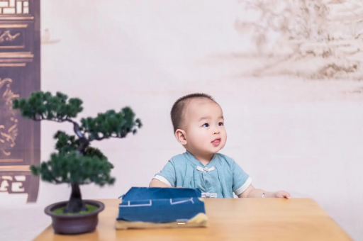 天长五个月宝宝可以站吗 天长五个月宝宝可以站吗